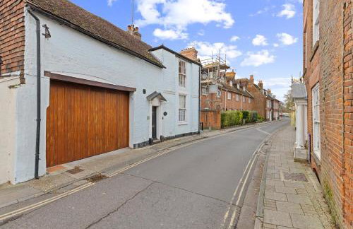 City Centre Apartment with Cathedral Views and FREE Parking- Self check in - Foto 13