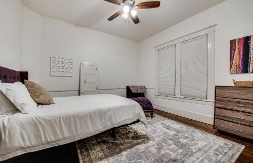 Spacious Historical 2 Bed House - Foto 8