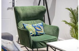 A Splash of Color: Spacious & Funky 3-BR Flat - Foto 18