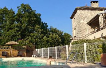 Gîtes Le Mas du Vieux Chêne - Foto 4