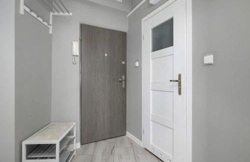 Unique One Bedroom Apartment with Balcony in Rzeszów by Noclegi Renters - Foto 21