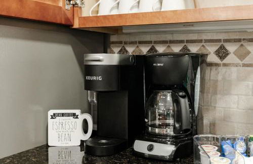 Amazing Pool & Walk to the Park - Foto 34