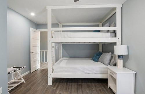 Our Cove Retreat - Perfect for Wave-Free Swimming, Tanning & Prime Location Fun! - Foto 23