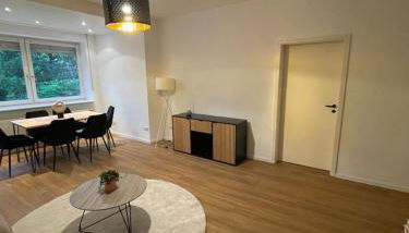 Quiet Family Apartment - 10 min to Center & Oktoberfest - Free Parking - near Nymphenburg Palace & Botanical garden - Photo 4