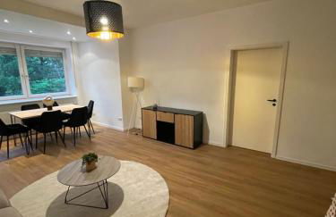 Quiet Family Apartment - 10 min to Center & Oktoberfest - Free Parking - near Nymphenburg Palace & Botanical garden - Photo 4