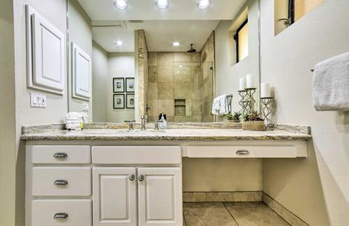 Bright & Airy Lahaina Condo - Walk to Beach! - Foto 16