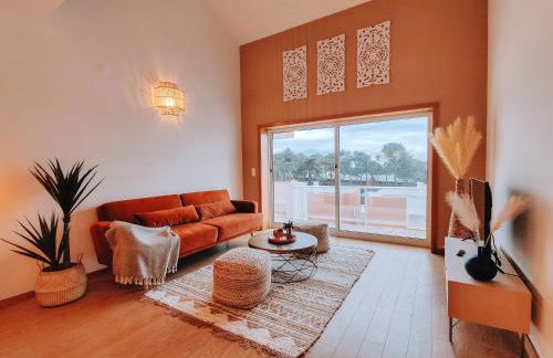 Penthouse at Cabedelo Beach with Ocean View - Foto 1