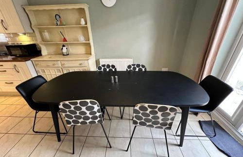 Spacious & Modern Retreat Garden Free Parking! - Foto 31