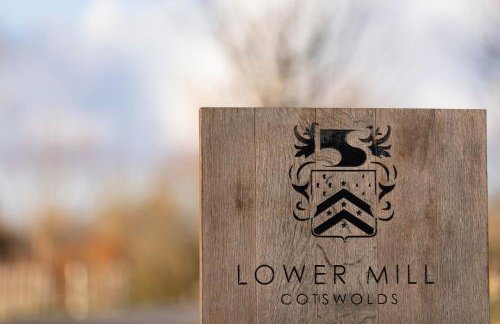 Pet friendly Cotswold Cottage with hot tub and swimming pools - Foto 18