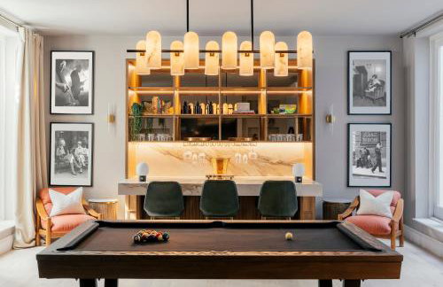 Luxury Fulham Townhouse with a Bar & Games Room - Foto 7
