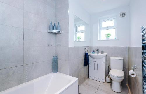 Contractor, Relocation, insurance , 4 bedroom property, Bury - Foto 18