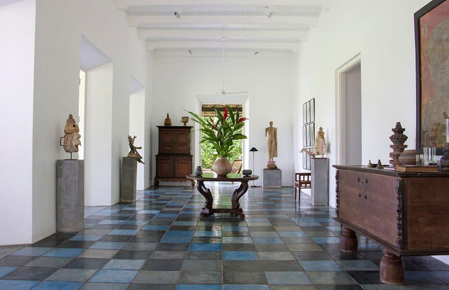 Historically Important Architecturally Stunning Hilltop Villa - Photo 19