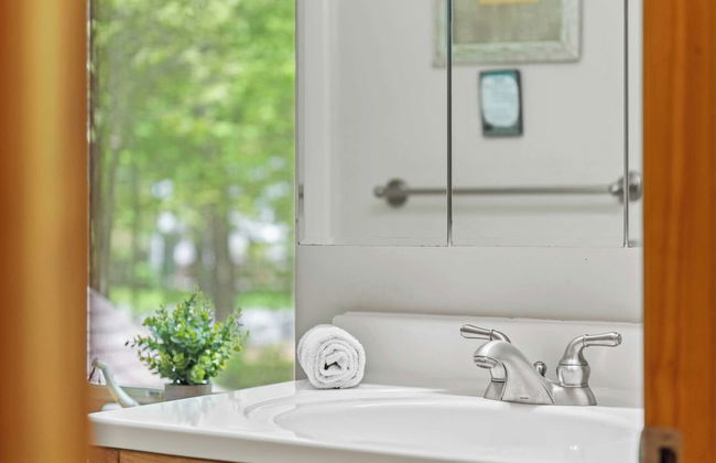 Mountain Hideout by Avantstay Game Room + Deck - Foto 18