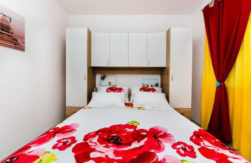 Over the skyline - Photo 42