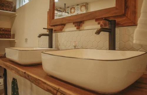 Prickly Pear at Cactus Flower-Private HOT TUB-Pet Friendly-No Pet Fees! - Foto 56