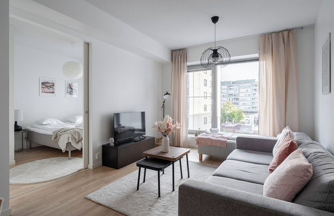 Stylish New 1BR Home with Sauna, Hosts 5 Guests - Photo 22