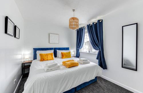 Spacious Bedford House Sleeps 5 Superfast WiFi Free Parking - Foto 5