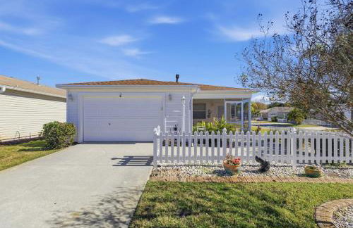 Lovely 2BR Near Lake Sumter and Brownwood With Golfcart - Foto 15