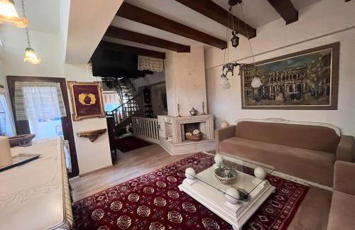 Stonevill Anogeia - Photo 1