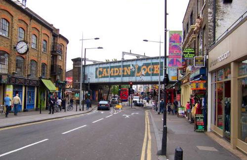 Bright Cosy Urban Apartment near Camden Station - Central London - Foto 26
