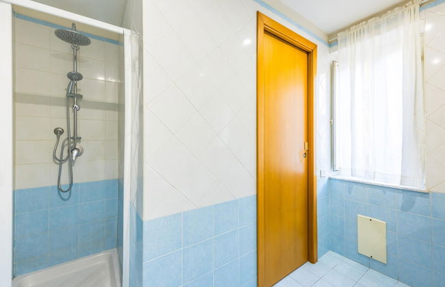 Vomero Duplex Apartment by Wonderful Italy - Photo 30