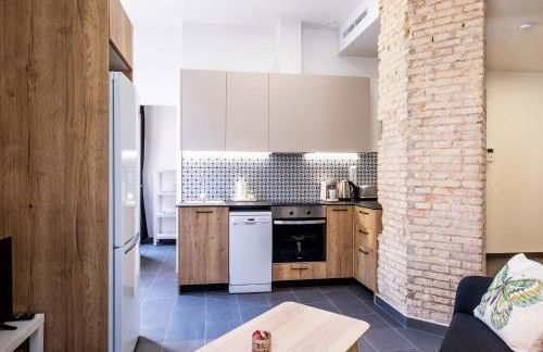 Charming and Comfortable Apartment with Inviting Atmosphere - Photo 3