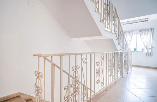 Pool View 2 bedroom 1st floor apartment, Oasis Parque near Alvor AT14 - Foto 39