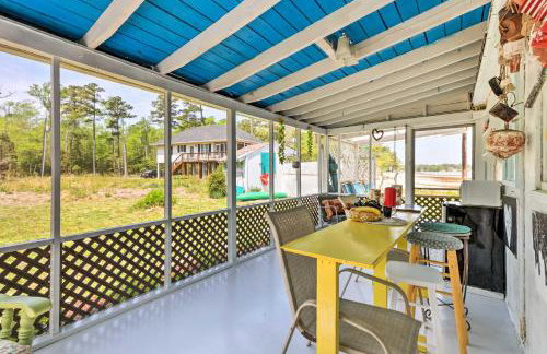 Oceanfront White Stone Cottage w/ Private Beach! - Photo 17
