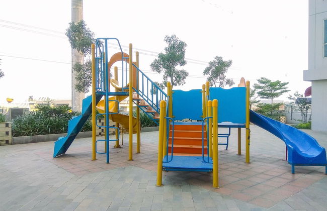 Minimalist And Comfy Studio At Grand Dhika City Apartment - Foto 19