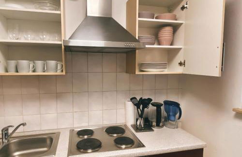 zentrale Design-Ferienwohnung mit Balkon und Stellplatz in Karlsruhe - APOLONIAliving - Foto 30