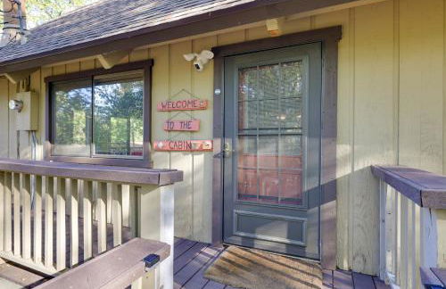 Spacious Groveland Cabin with Wraparound Deck! - Foto 31