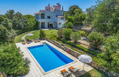 Villa Alfarrobeira by Villa Plus - Photo 13