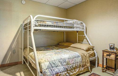 Peaceful Wautoma Retreat with Deck on 10 Acres! - Foto 22