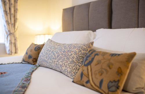 Askrigg Chapel - Photo 44