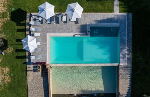 Villa Acquaviva with Panoramic, Private Pool and Gym - by PosarelliVillas - Foto 53