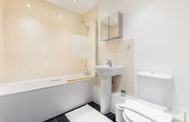 Premium 2 Bed Flat near Colindale Station - Foto 33