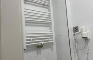 Im Tal 2 Haus - 2 WE, 5 SZ,3 Bäder, 11 Betten - Klimaanlage - Foto 47