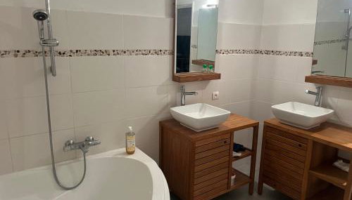 Appartement privatif avec extérieur - Photo 2