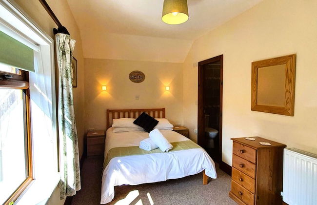 The Victorian Barn self catering holidays with pool & hot tubs - Photo 45