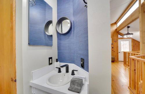 Lake-View Home with Deck and Gas Grill in Bernice! - Foto 25