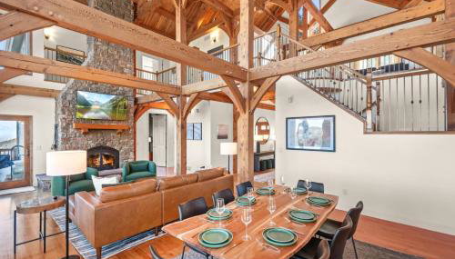 Mountain Retreat Sleeps 10 with Pool Table and Arcade - Foto 2