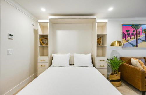 Naples Studio 1 Block to Beach and Restaurants! - Foto 13