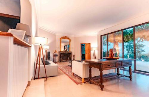 Le mas du roulier, villa provençale chic, 320m2 au calme avec vue 180 sur puy de Dôme - Foto 11