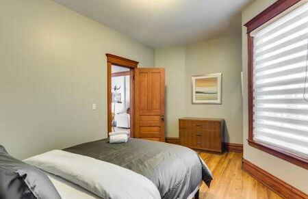 Garage Parking - Vintage Charm - and a Fabulous Location! Easily Enjoy the Best of Chicago! - Foto 8