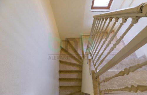 Thea Dikella - Foto 42