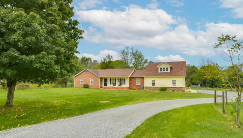 Large Yard and Basketball Hoop Murfreesboro Home! - Foto 3