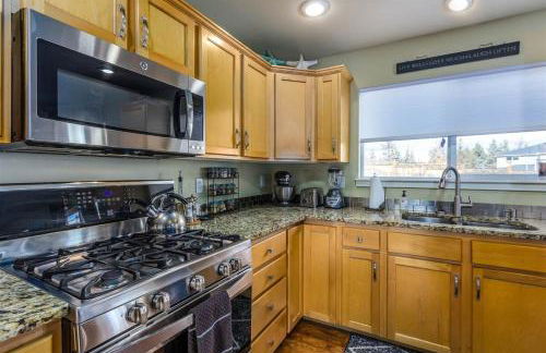 Wildflower Getaway HALF acre yard firepit hot tub bikes Dogs OK - Foto 9