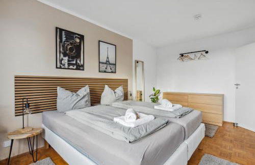 Larooms Merseburg - Apartment NP61 - 2 Zimmer - 4 Betten - Waschmaschine - Parkplatz - Balkon - Foto 1