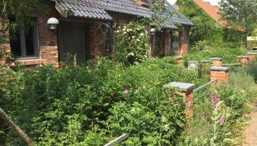 Große Wohnung / Haushälfte in Peetzig am See - Foto 2