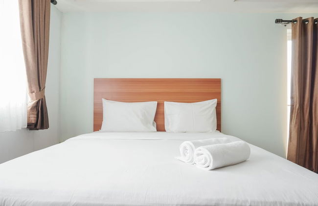 Best Homey Elegant Studio Room at Amethyst Apartment - Photo 3